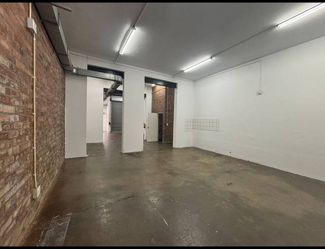 124M² WAREHOUSE TO LET IN MAITLAND